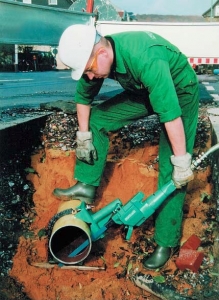 High Powered Pneumatic Pipe Cutter